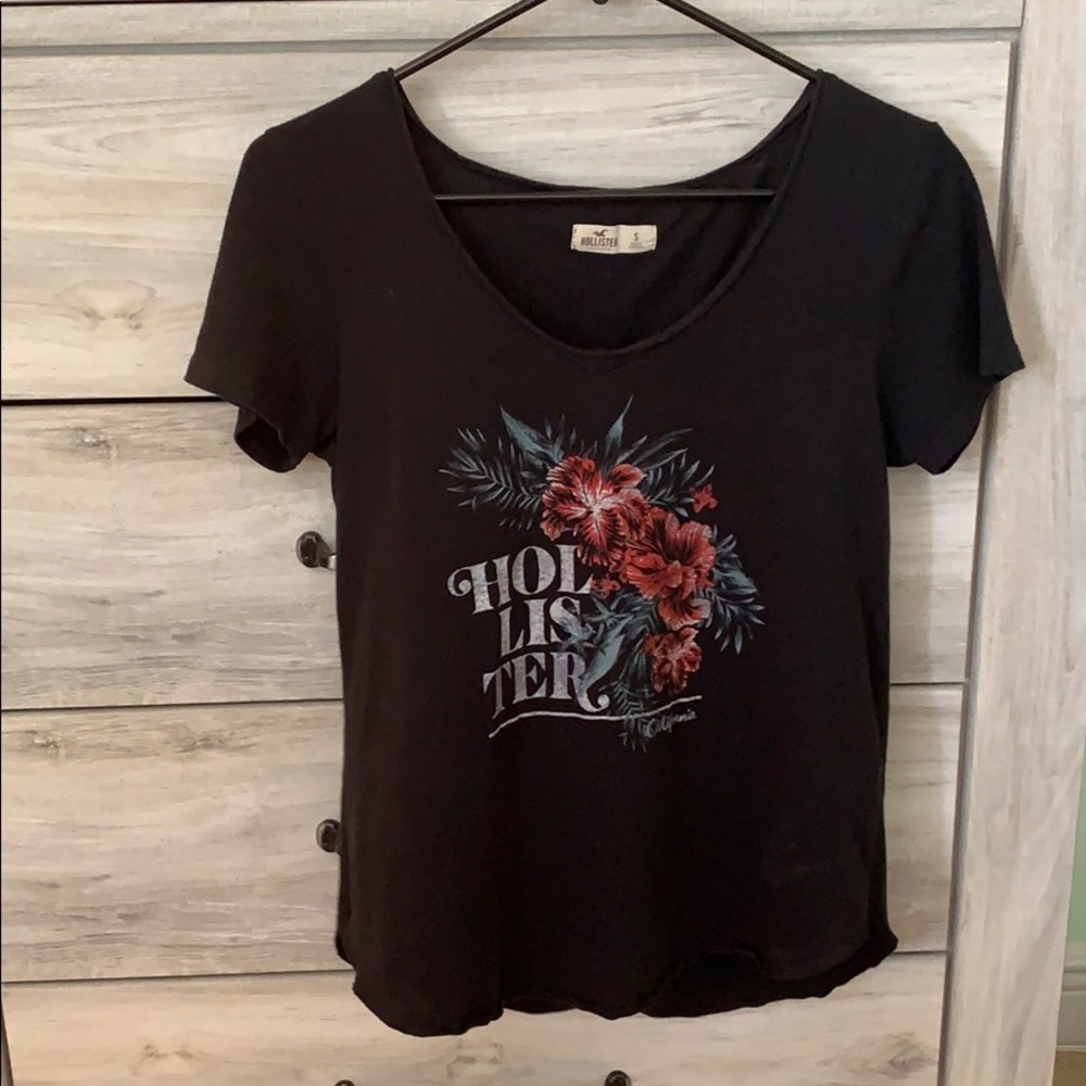 Hollister graphic swoop neck